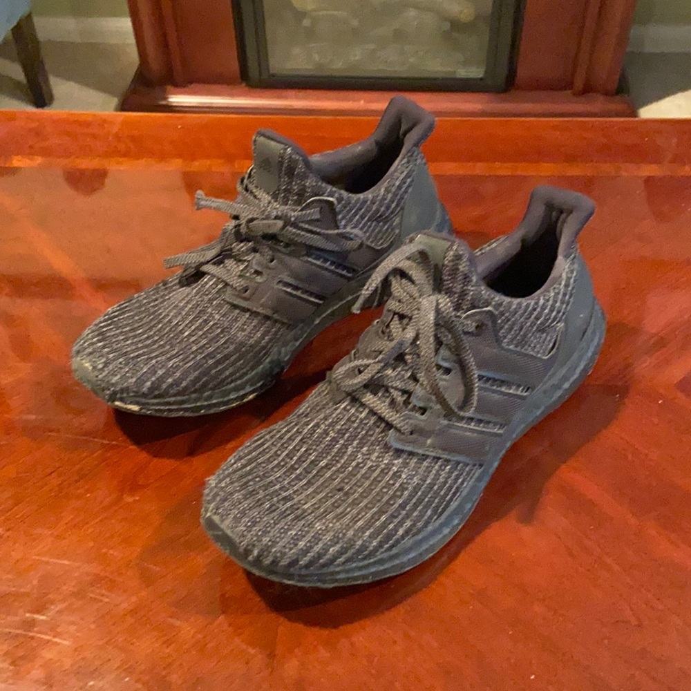 Adidas ultra boost men’s sz.9.5